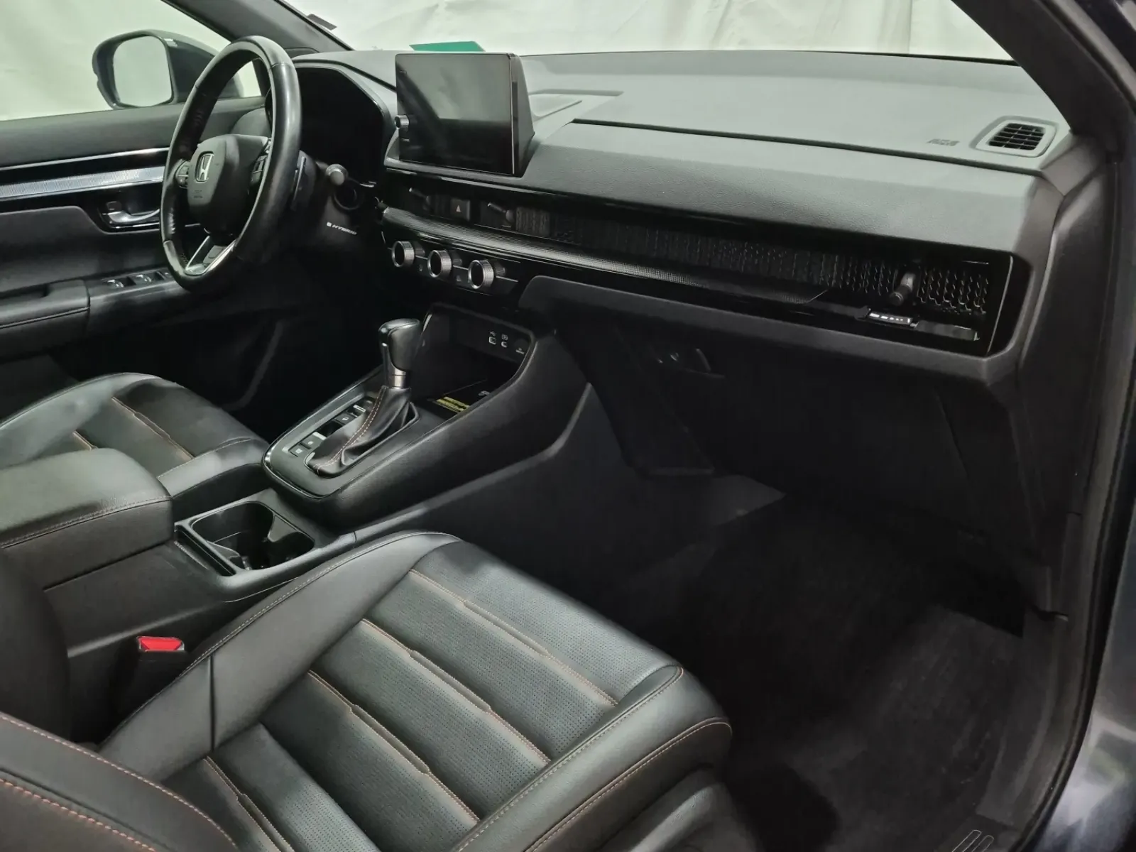 Right Side Interior Photo