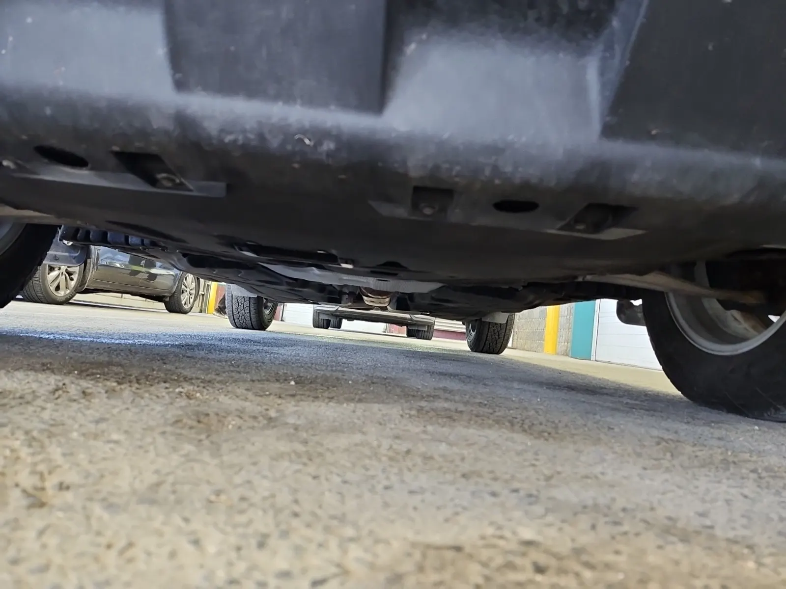 Undercarriage - Front Photo