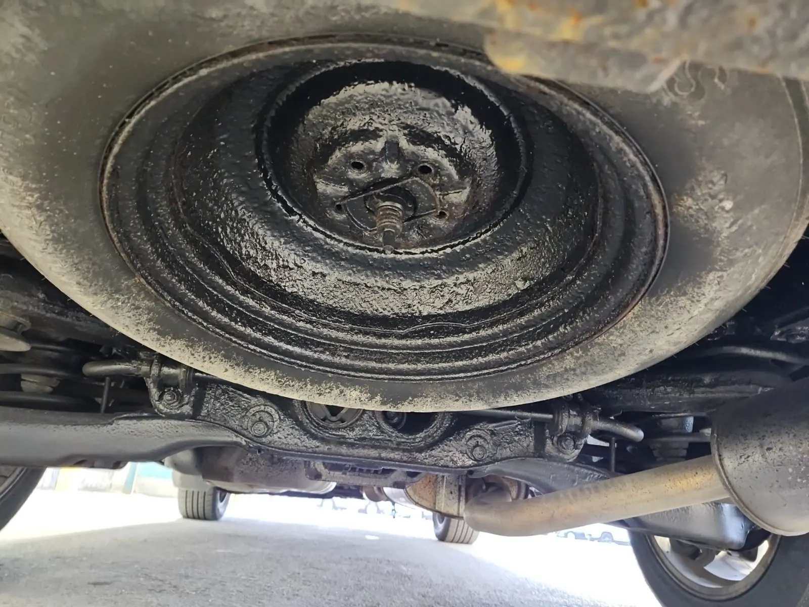 Spare Tire & Wheel Photo