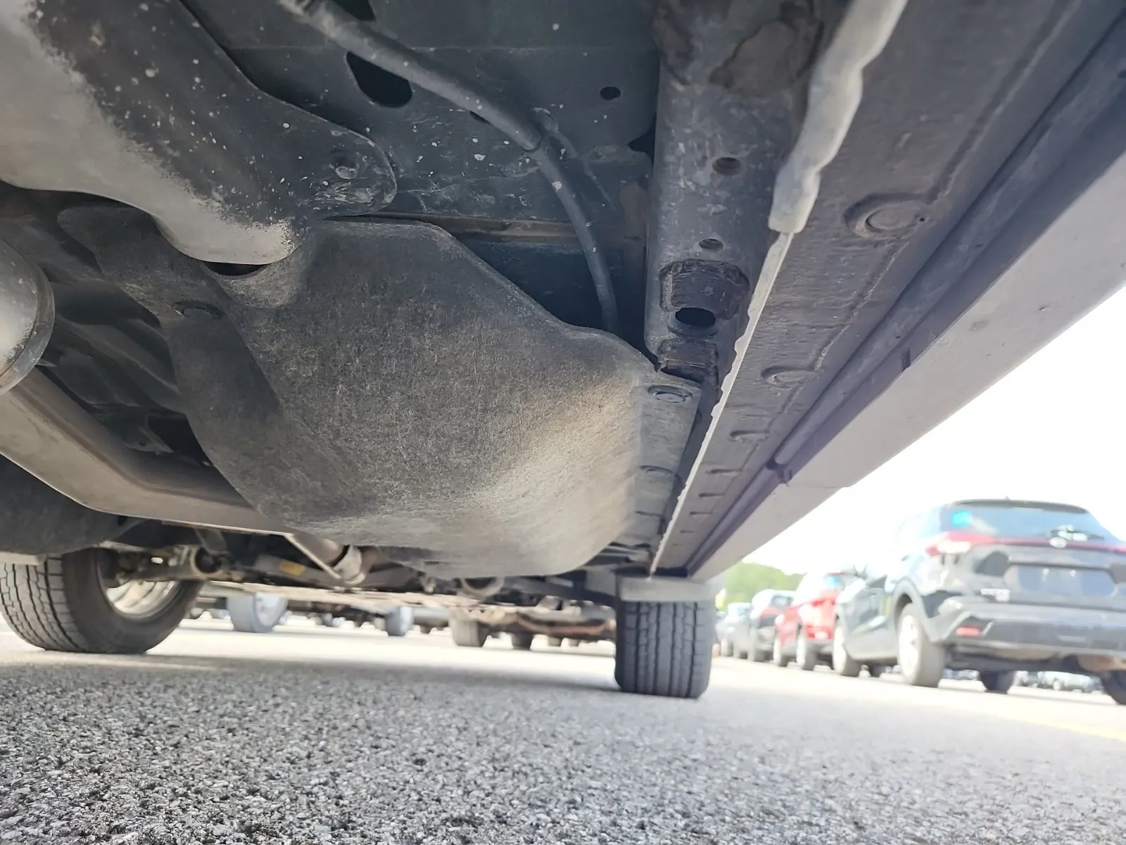 Undercarriage - Passenger Photo