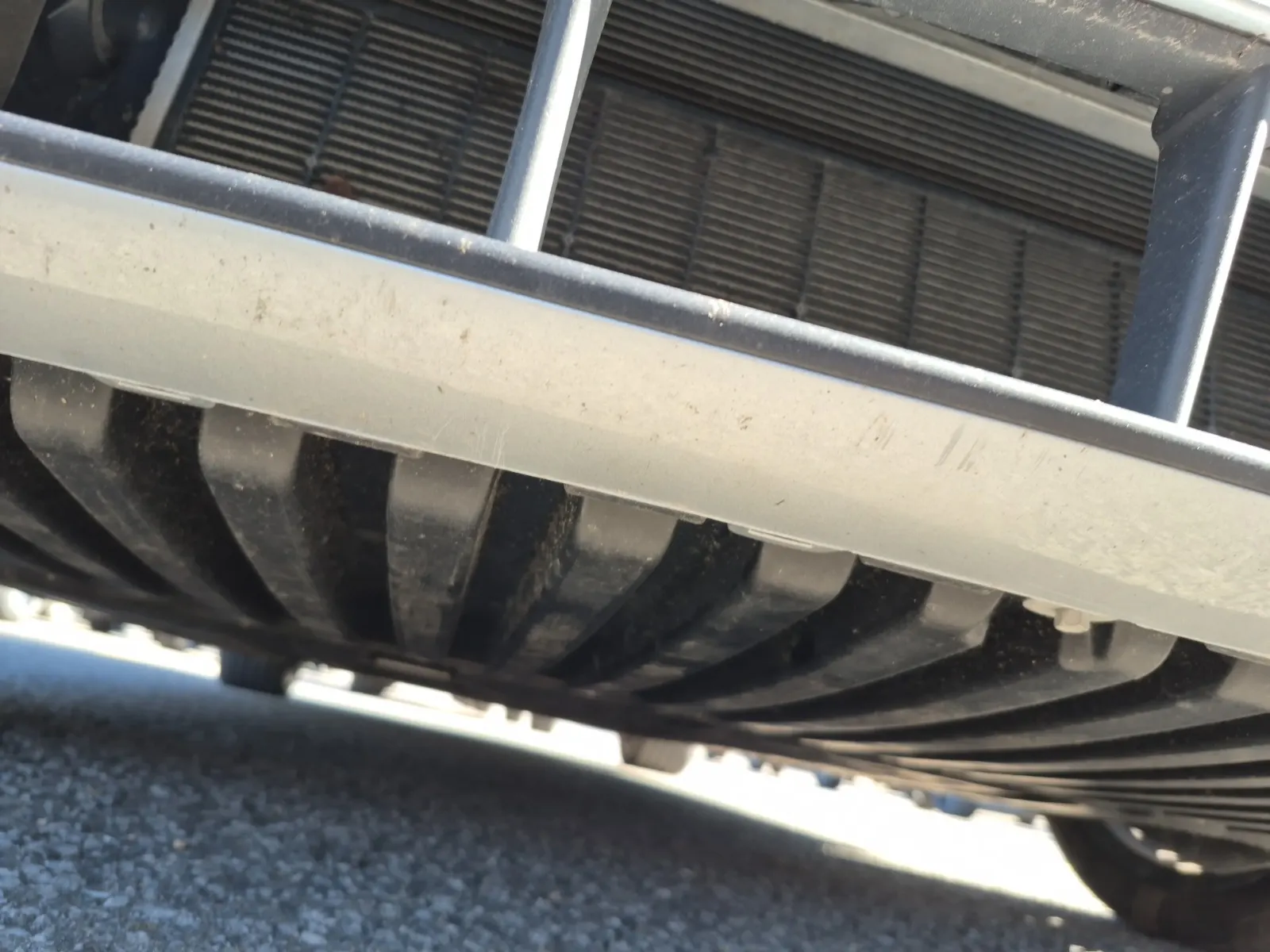 Undercarriage - Front Photo