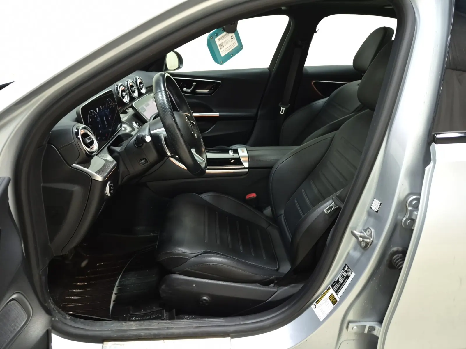 Front Interior Photo
