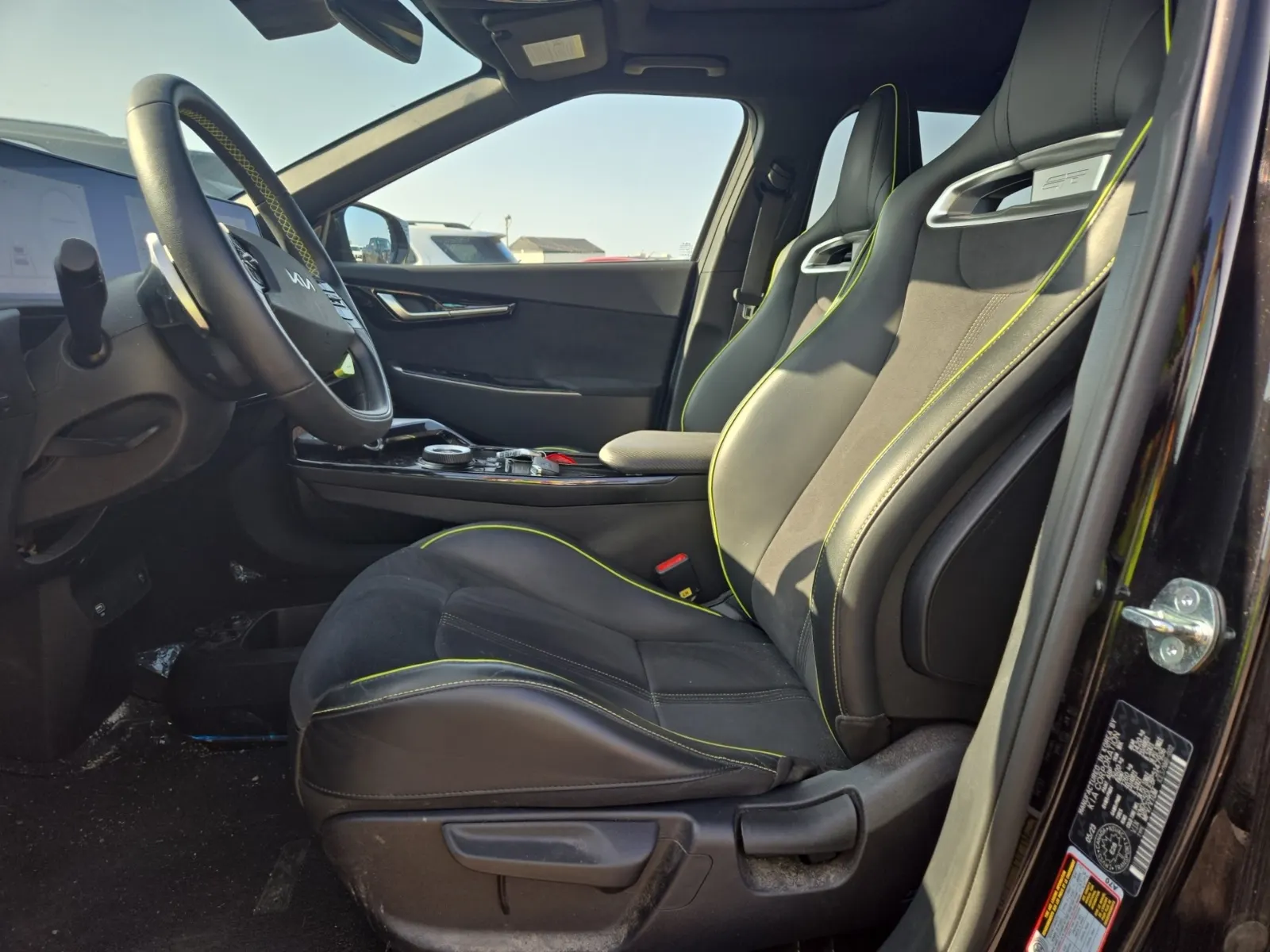 Front Interior Photo