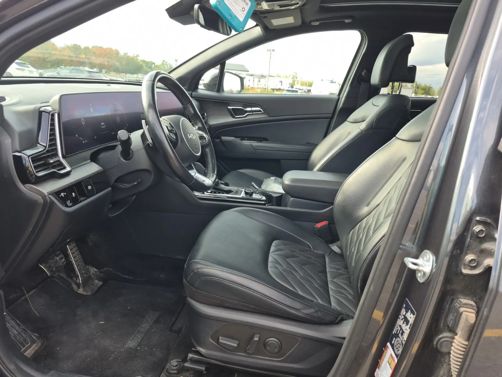 Front Interior Photo