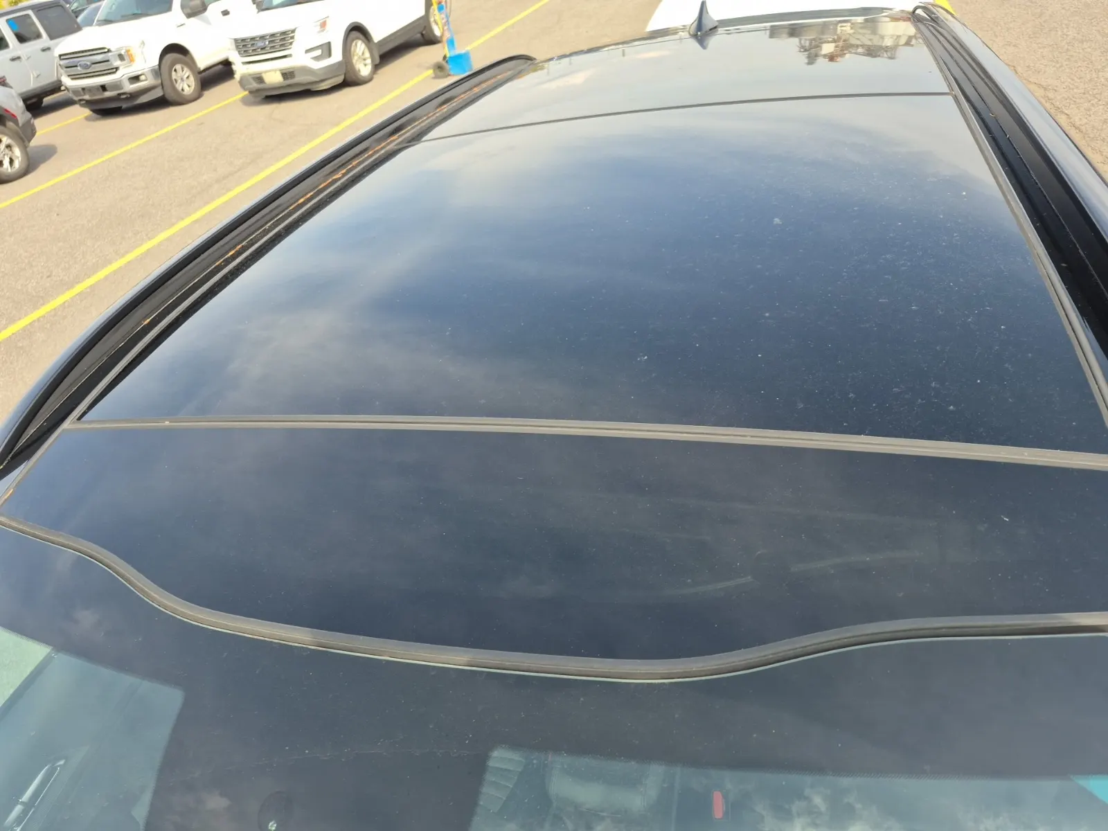 Exterior Roof Photo