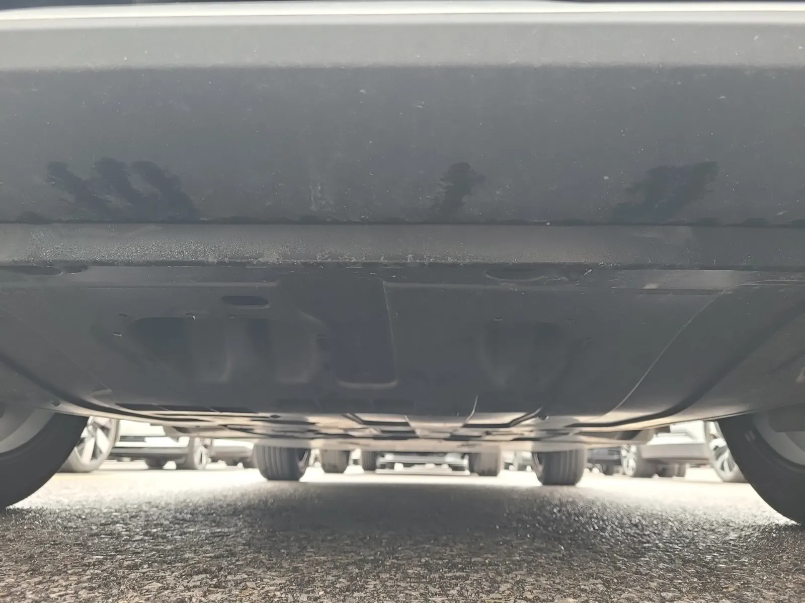 Undercarriage - Front Photo