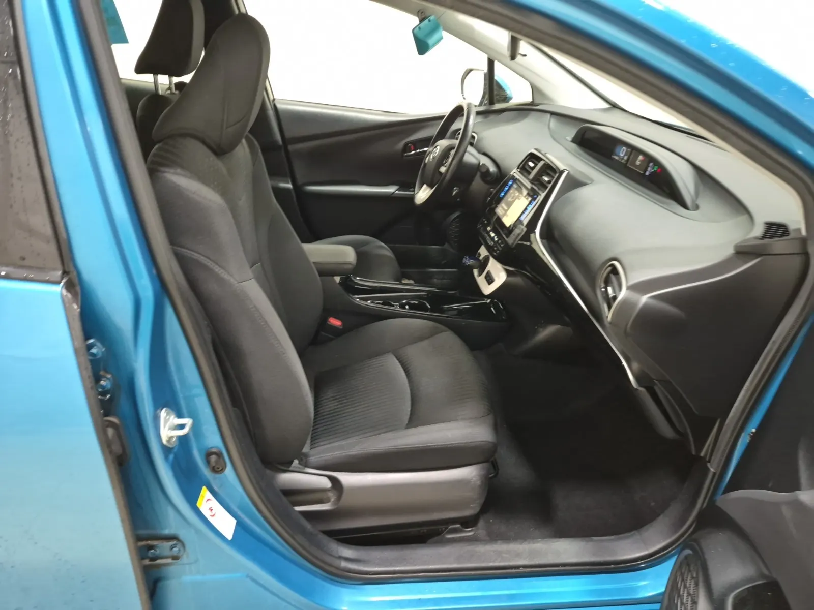 Right Side Interior Photo