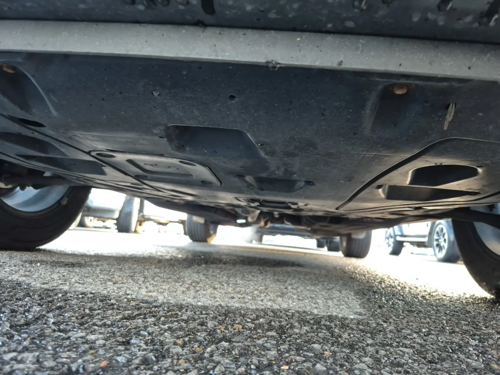 Undercarriage - Front Photo