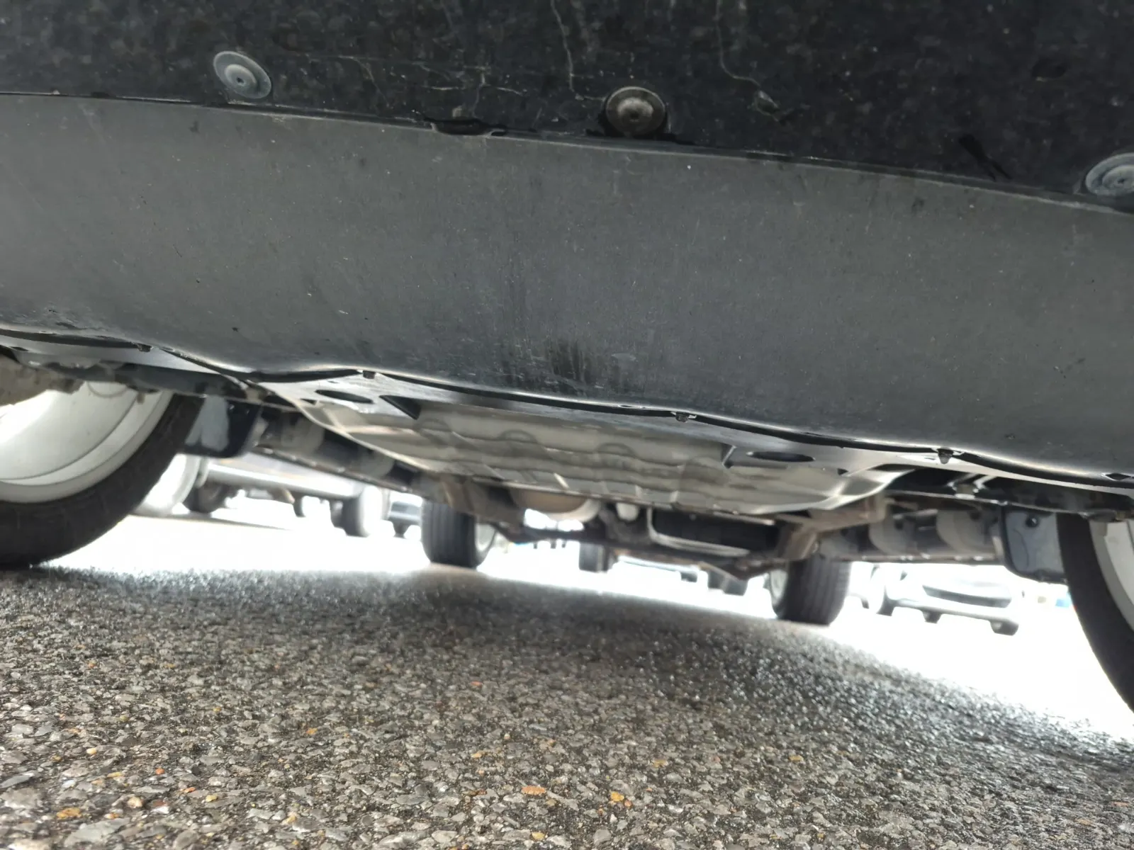 Undercarriage - Front Photo