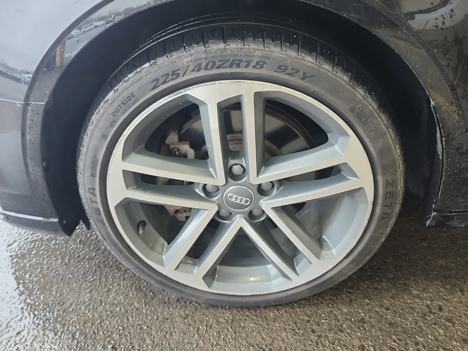 Front driver wheel/tire photo