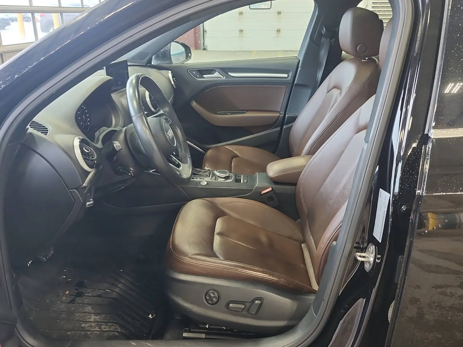 Front Interior Photo