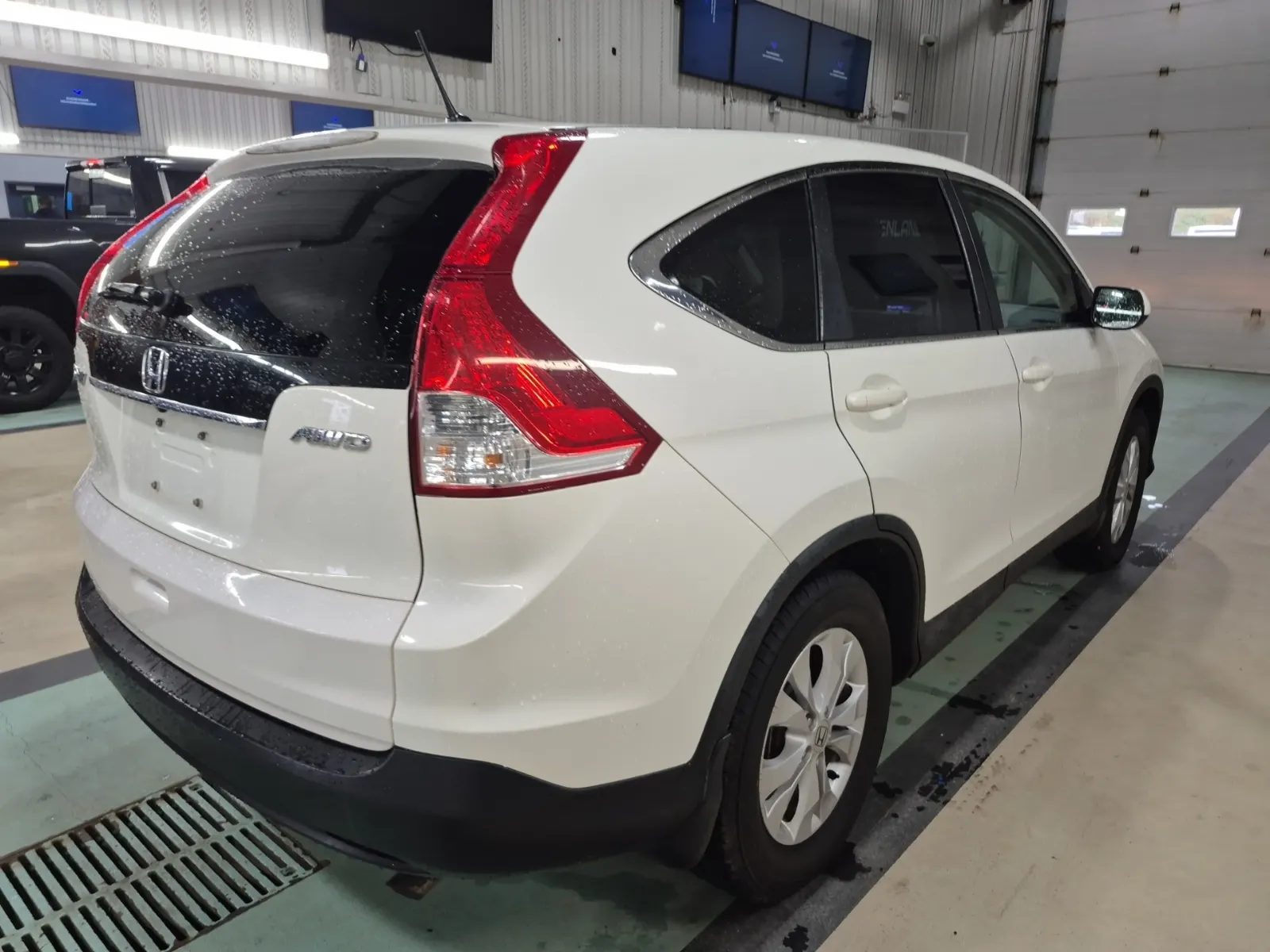Passenger Rear 3/4 Photo