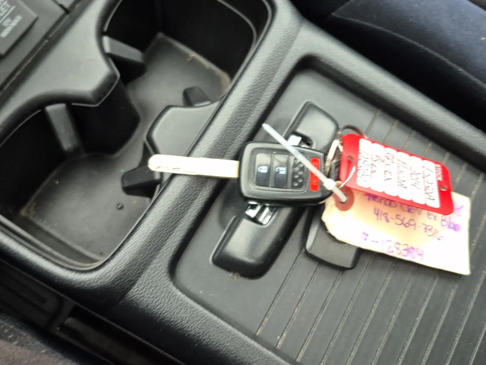 Keys/Fobs/Manual Photo