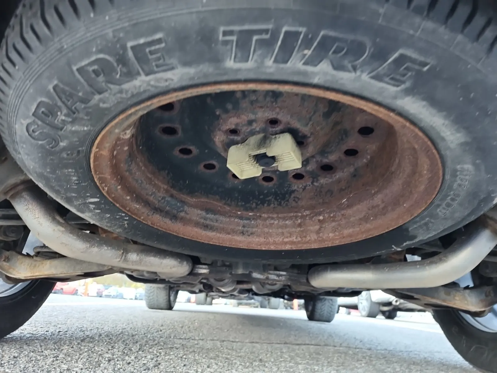 Spare Tire & Wheel Photo