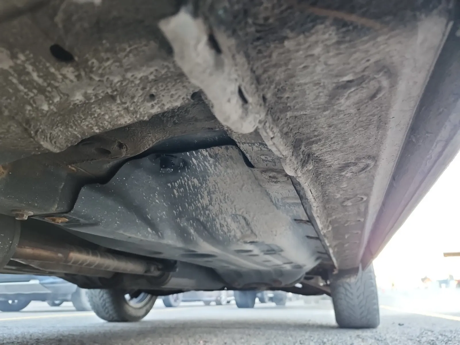 Undercarriage - Driver Photo