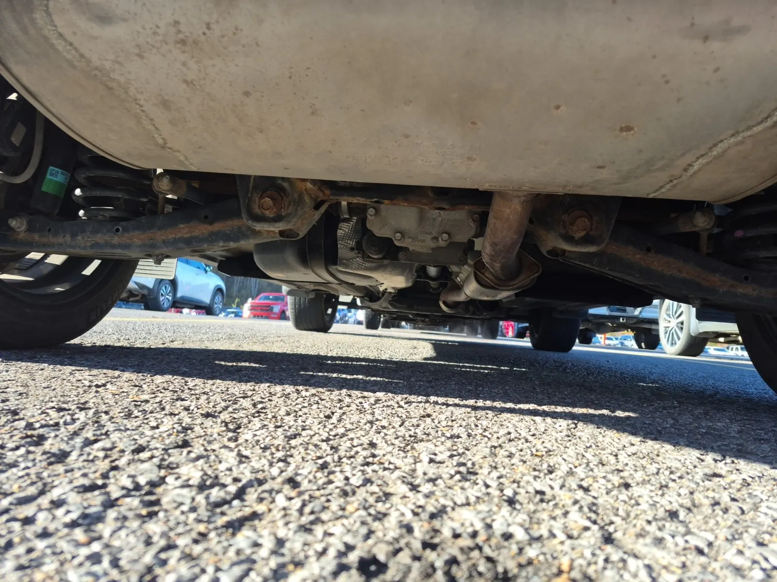 Undercarriage - Rear Photo