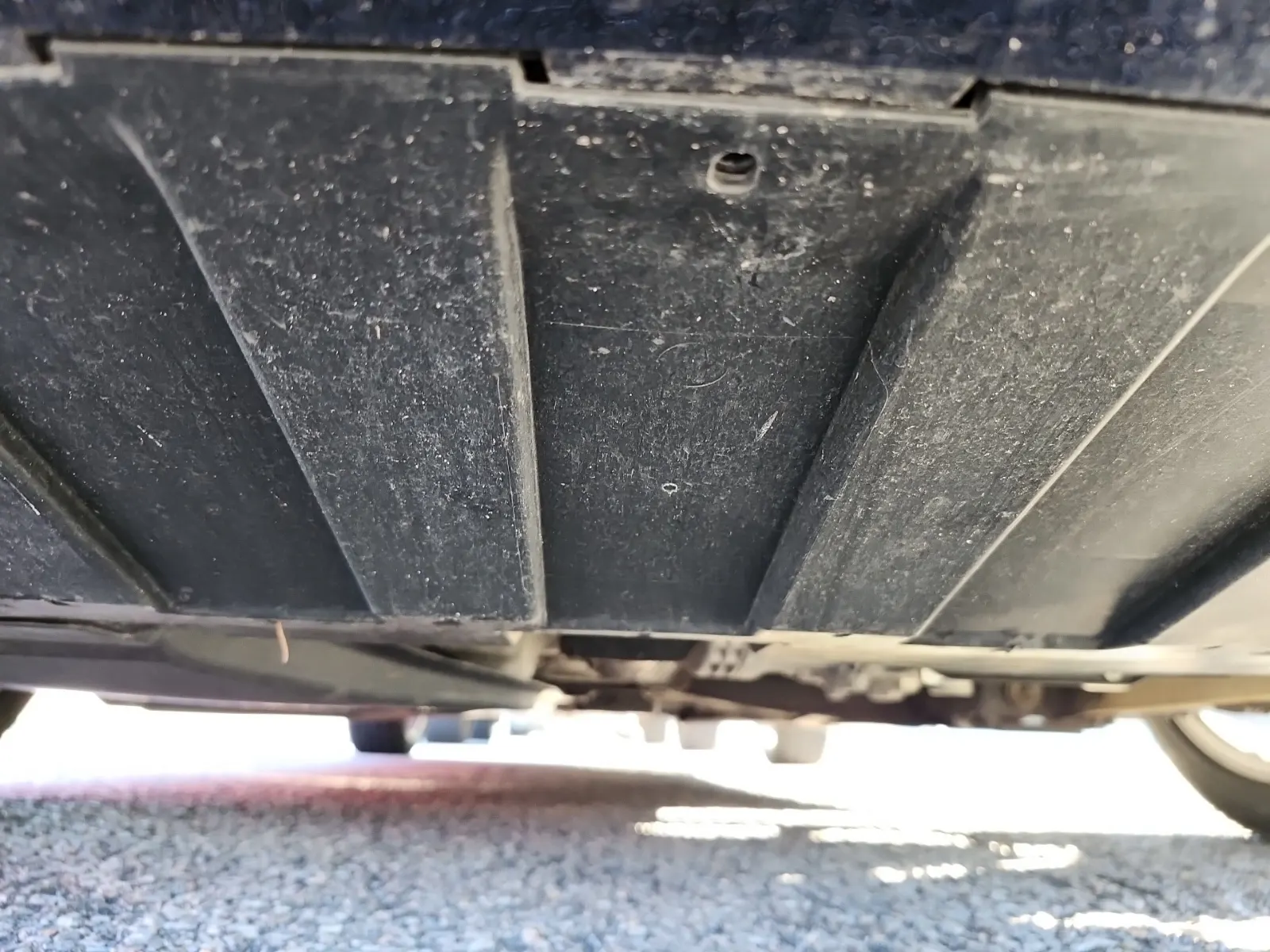 Undercarriage - Front Photo