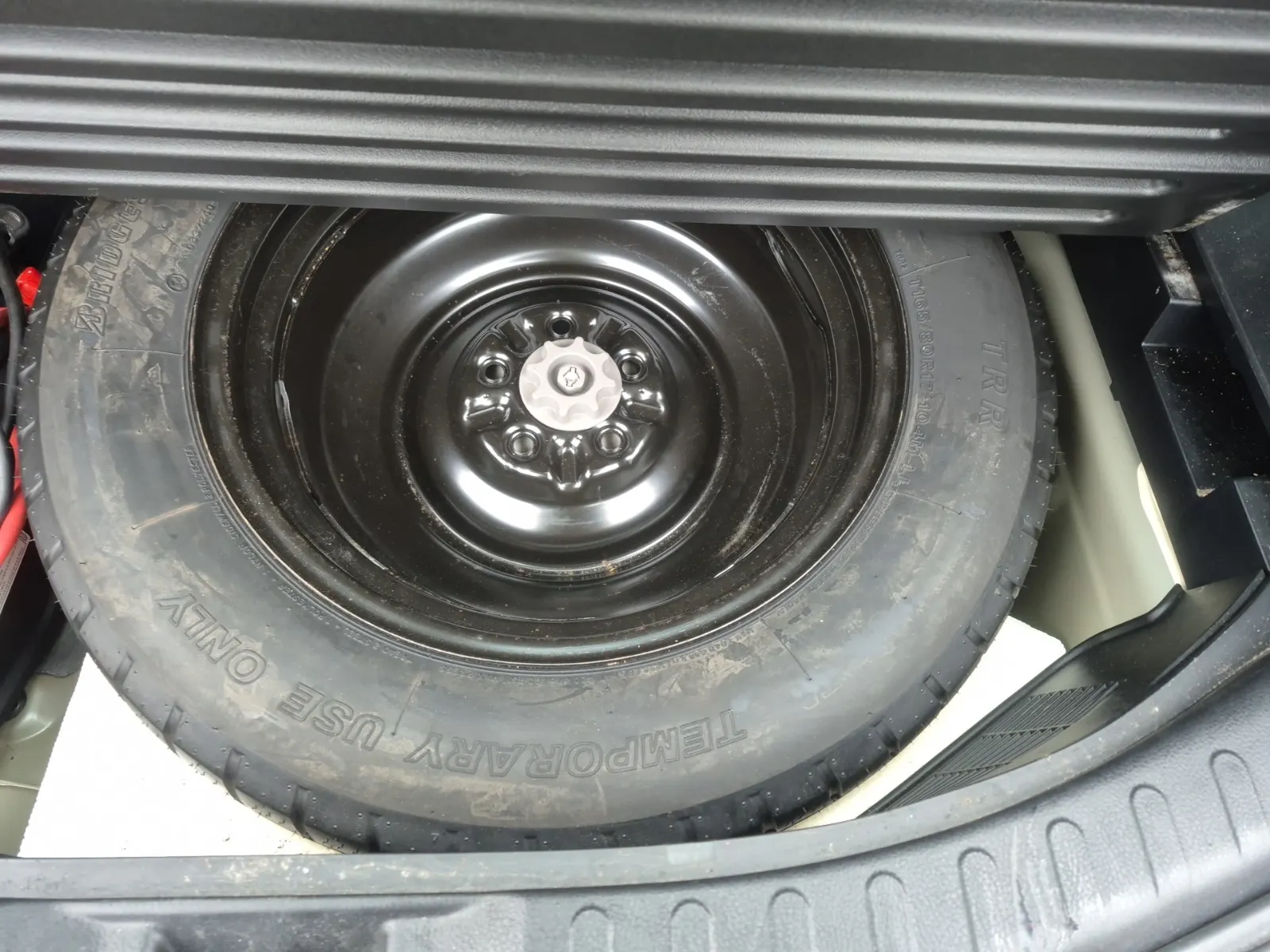 Spare Tire & Wheel Photo