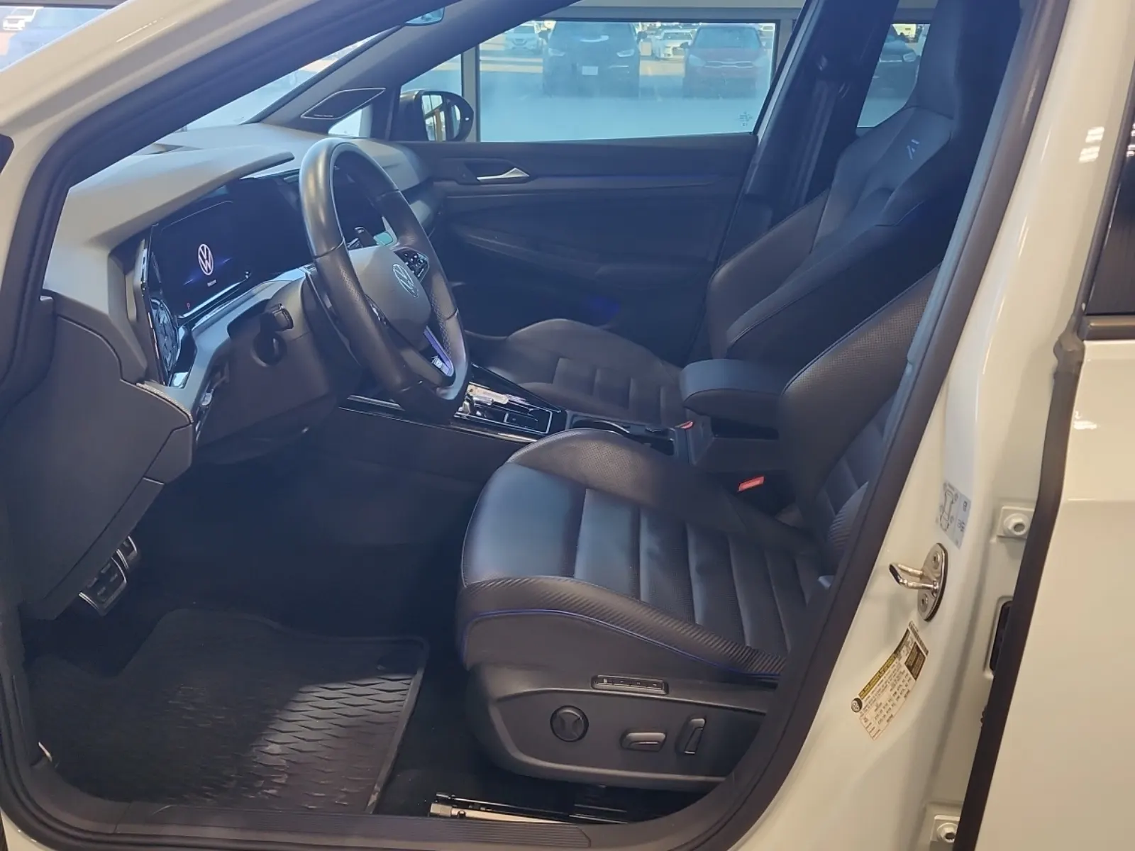 Front Interior Photo