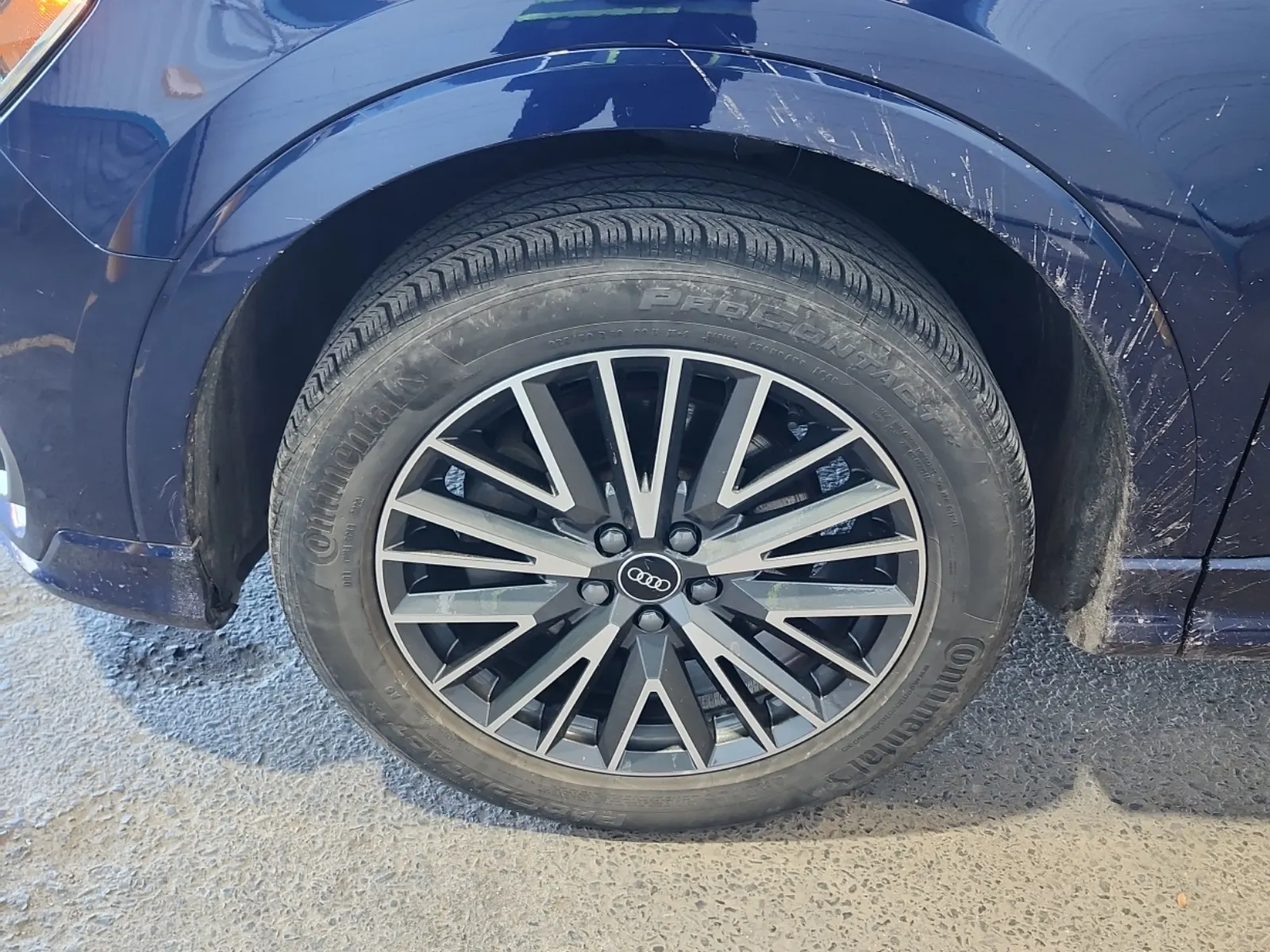 Front driver wheel/tire photo