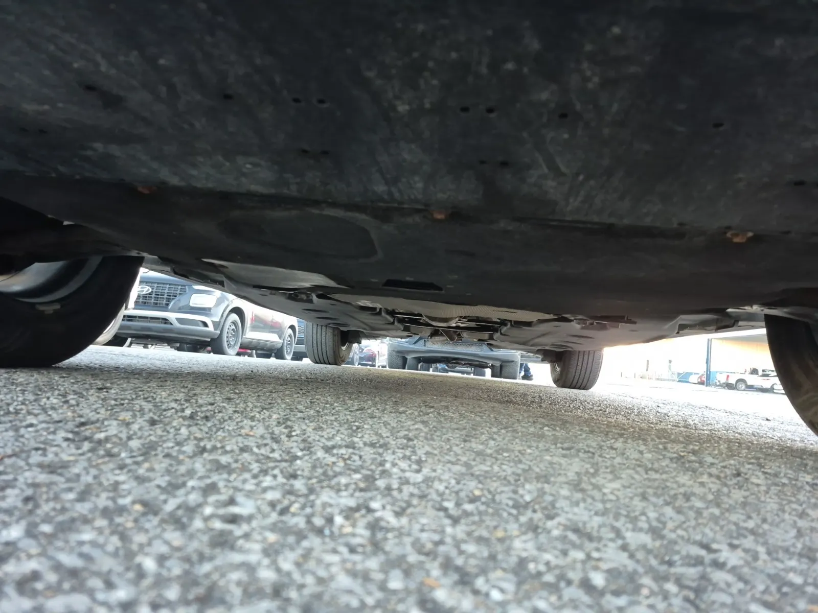 Undercarriage - Front Photo