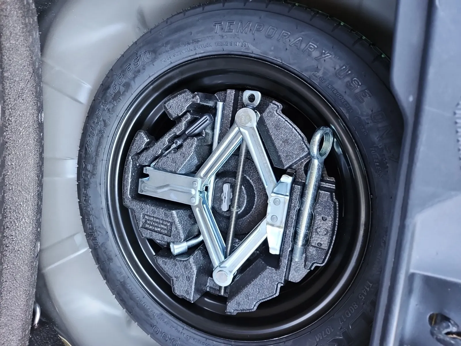 Spare Tire & Wheel Photo