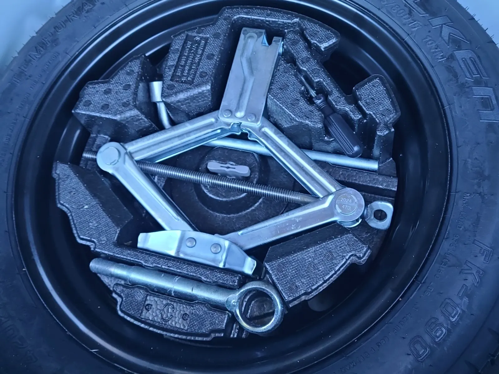 Spare Tire & Wheel Photo