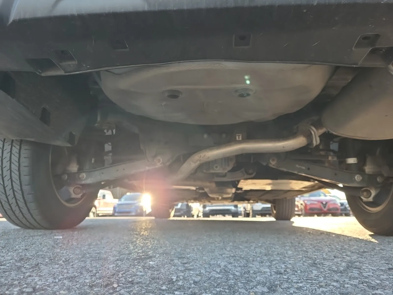 Undercarriage - Rear Photo