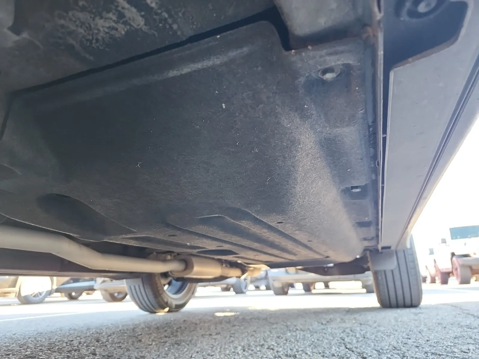 Undercarriage - Driver Photo