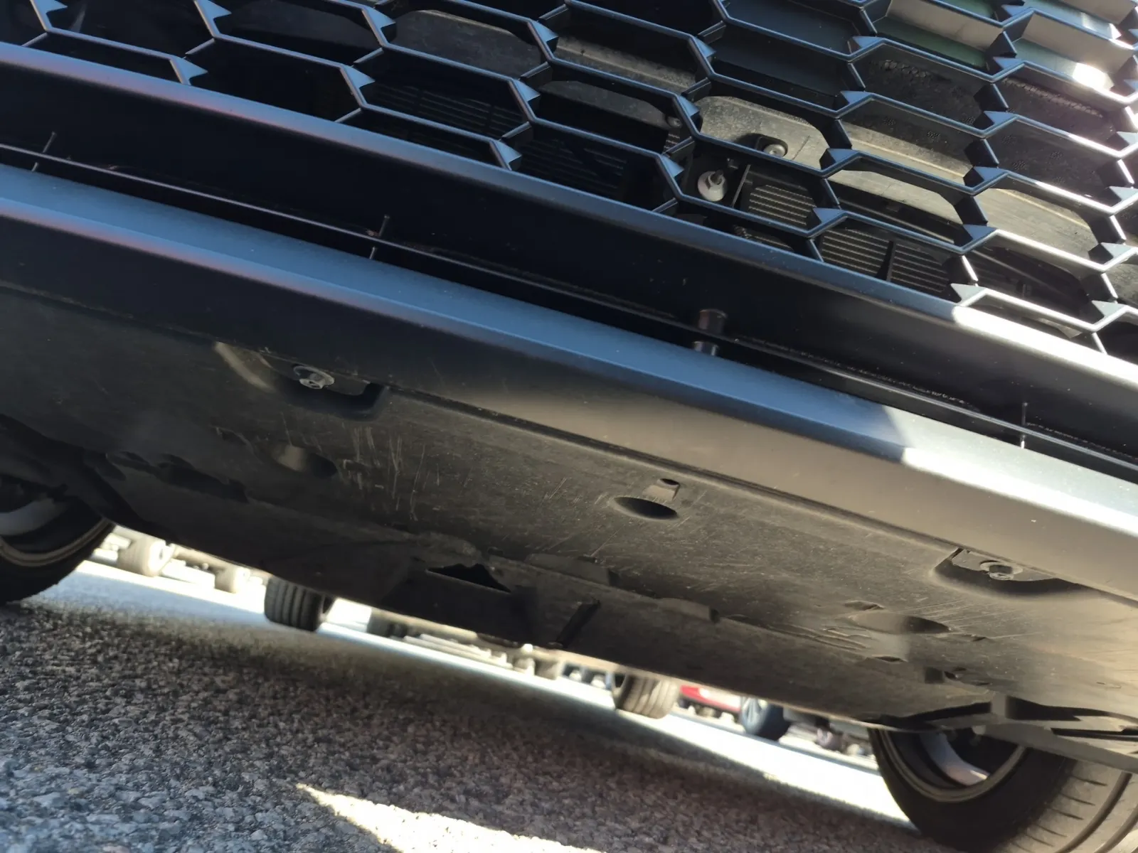 Undercarriage - Front Photo