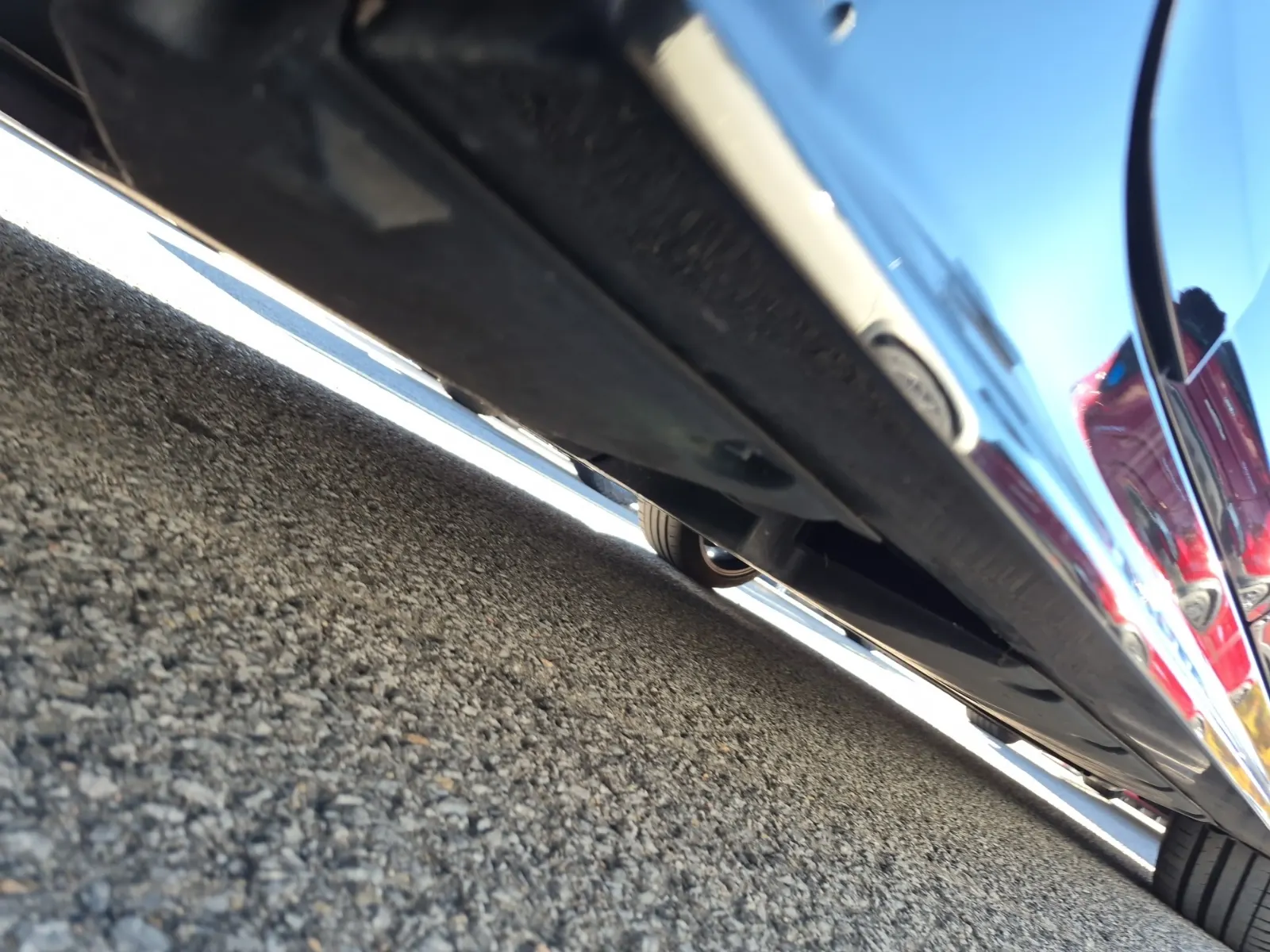 Undercarriage - Passenger Photo