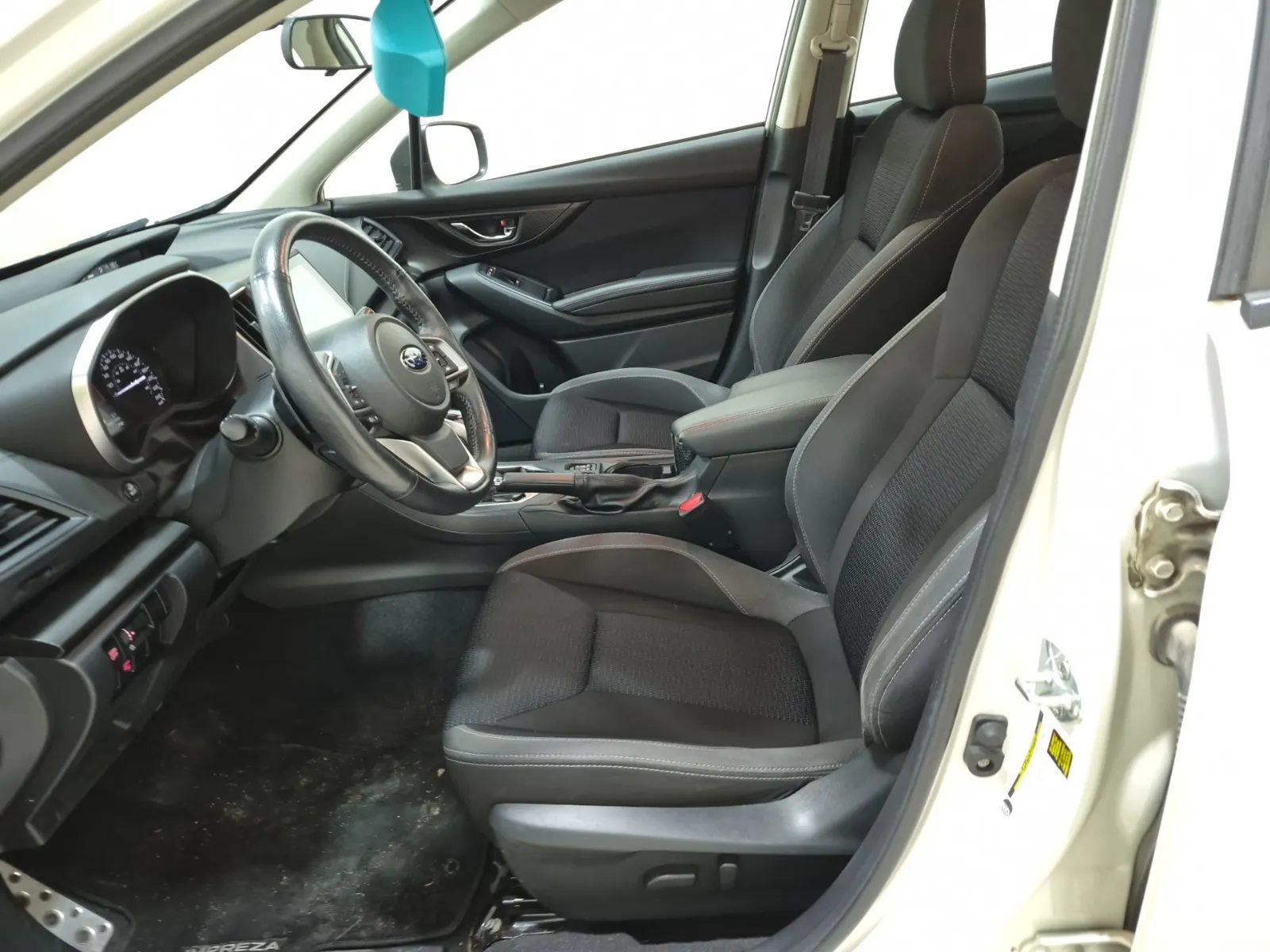 Front Interior Photo