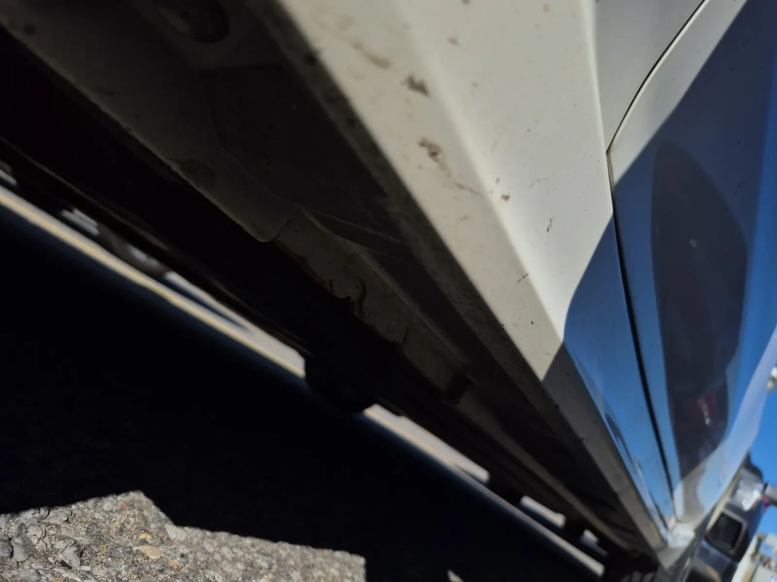 Undercarriage - Driver Photo