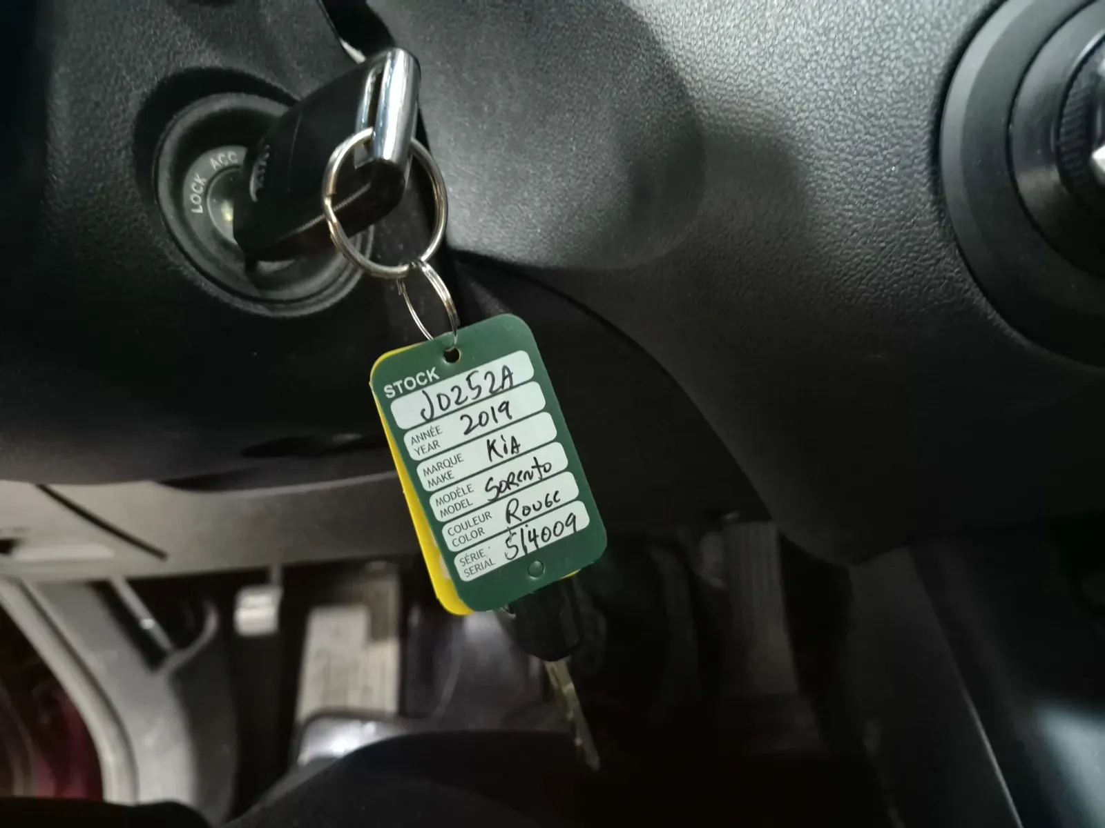 Keys/Fobs/Manual Photo