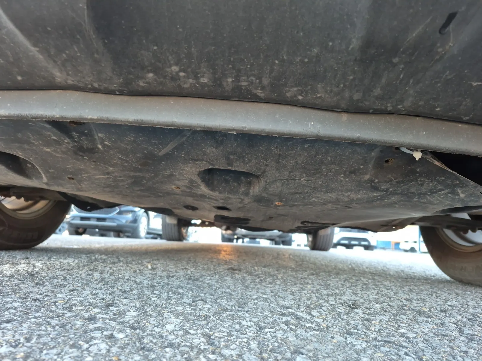 Undercarriage - Front Photo