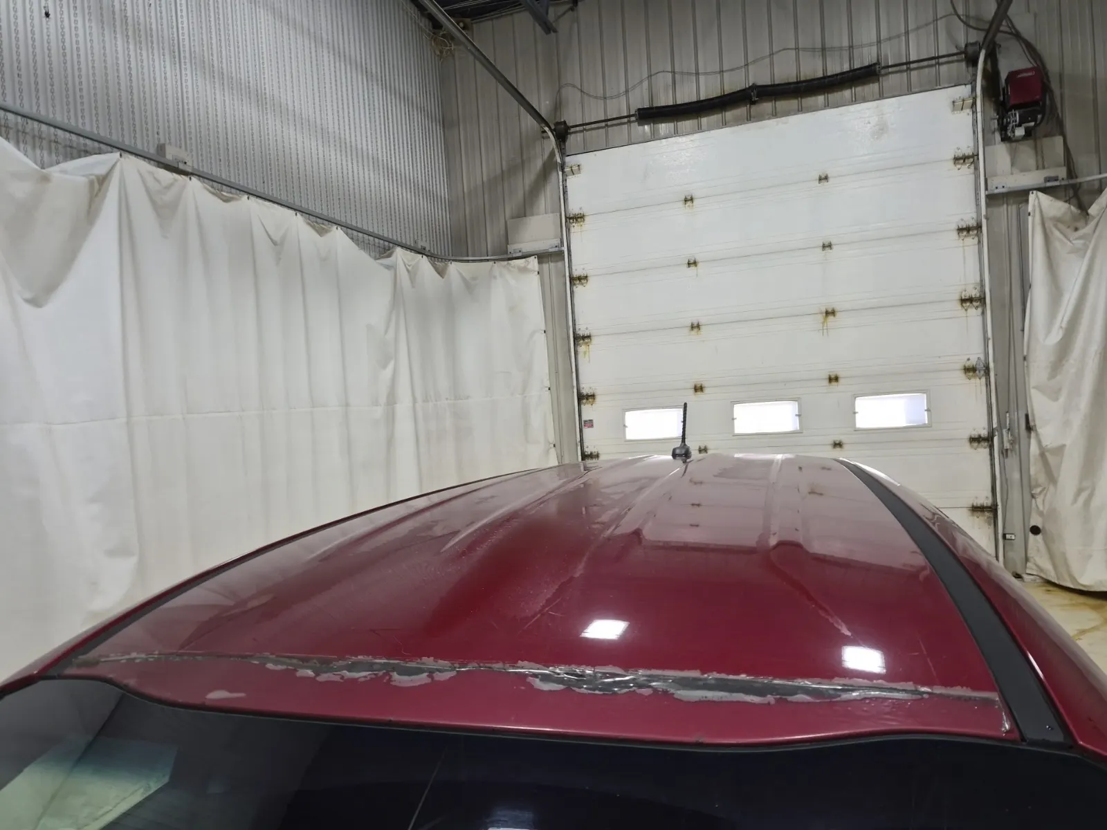 Exterior Roof Photo