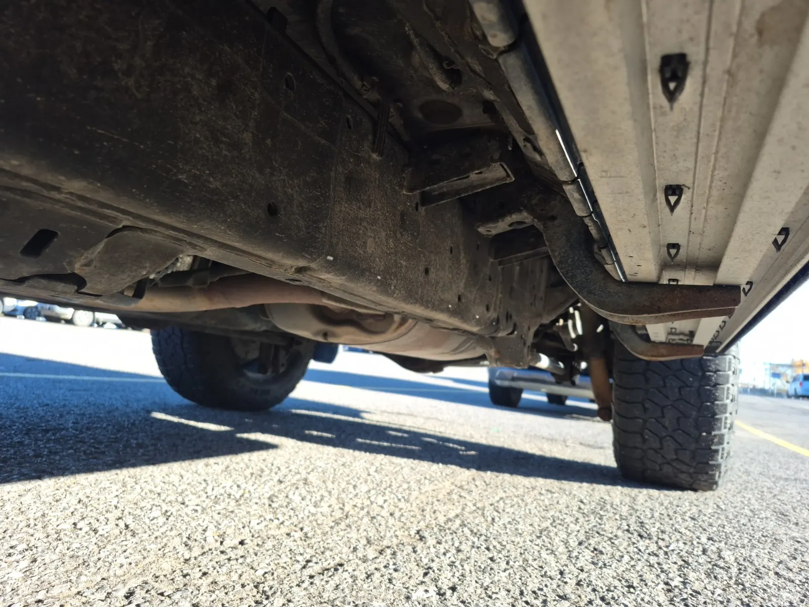 Undercarriage - Driver Photo