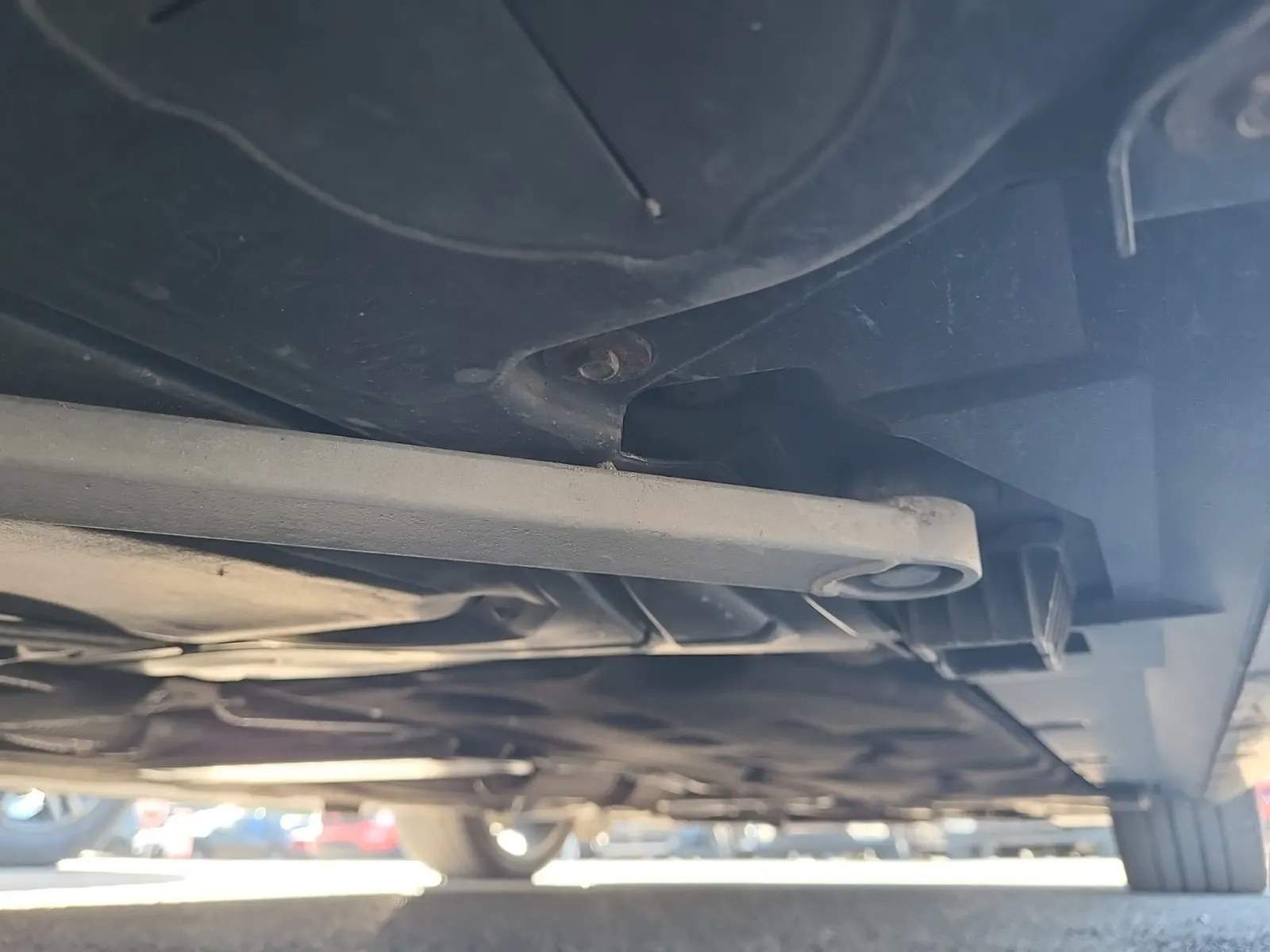 Undercarriage - Passenger Photo