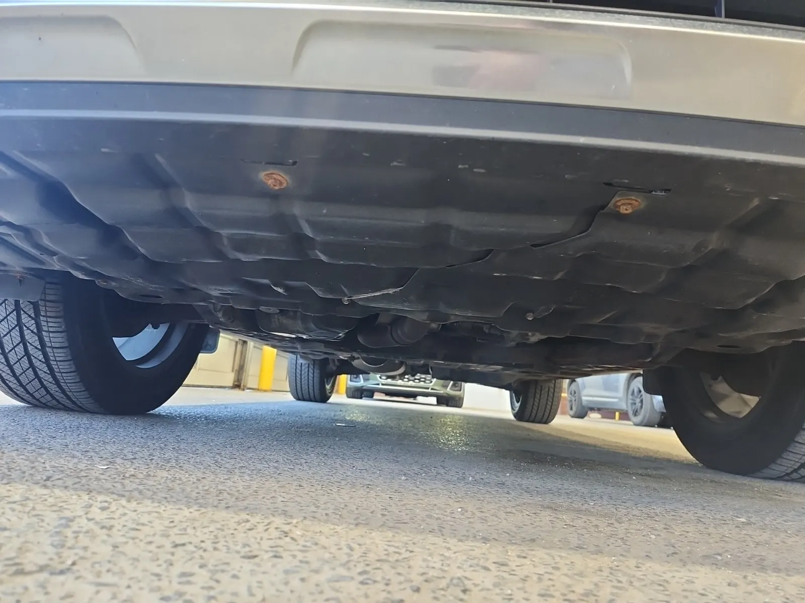 Undercarriage - Front Photo
