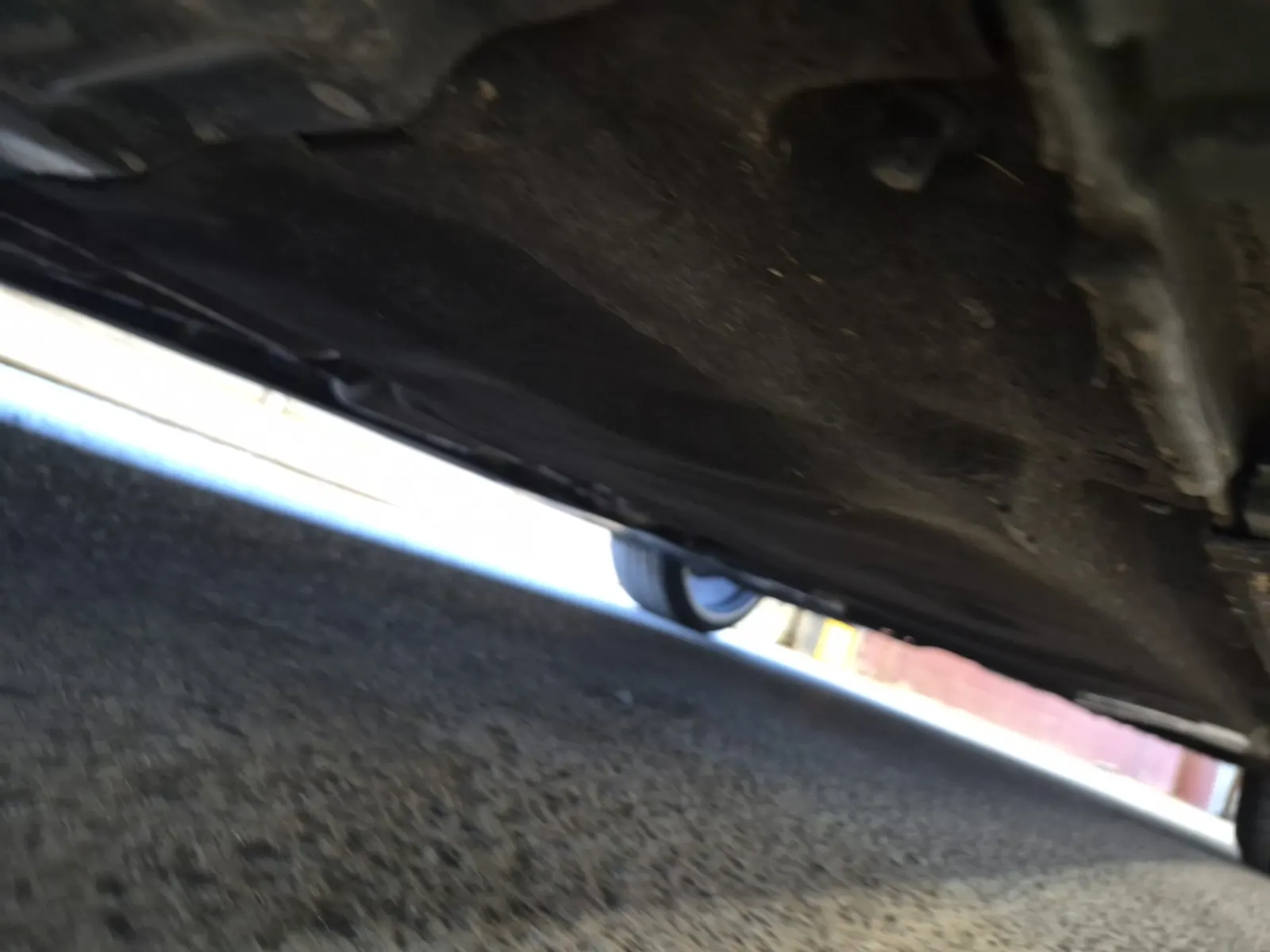 Undercarriage - Driver Photo