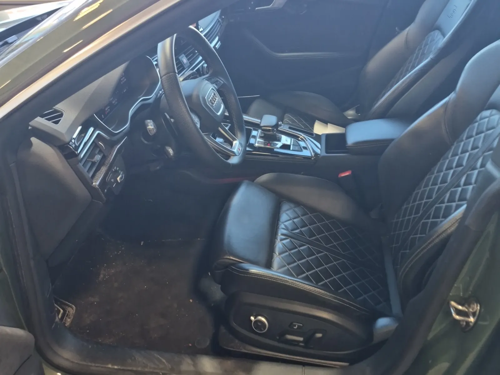 Front Interior Photo