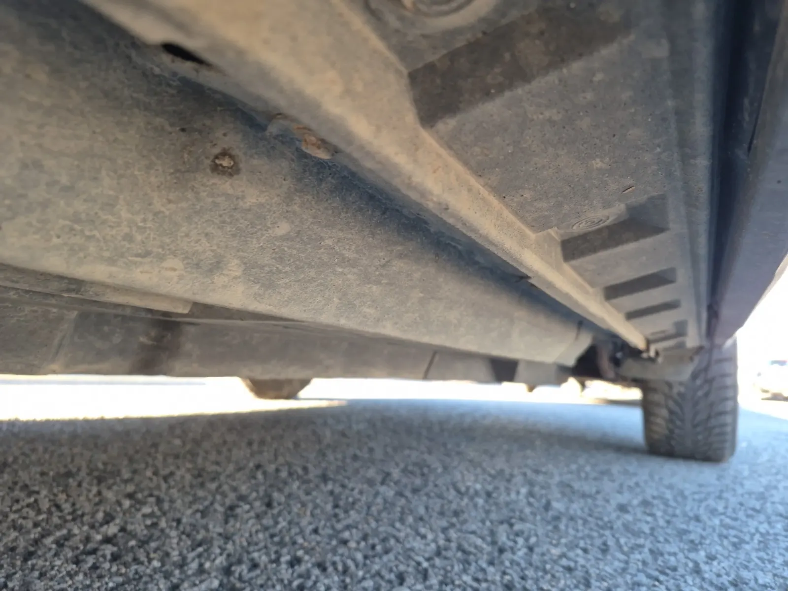 Undercarriage - Driver Photo