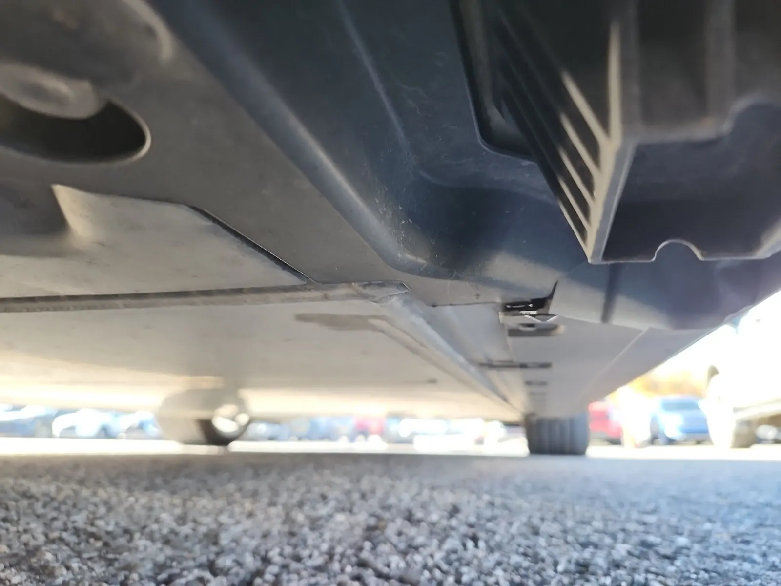 Undercarriage - Passenger Photo