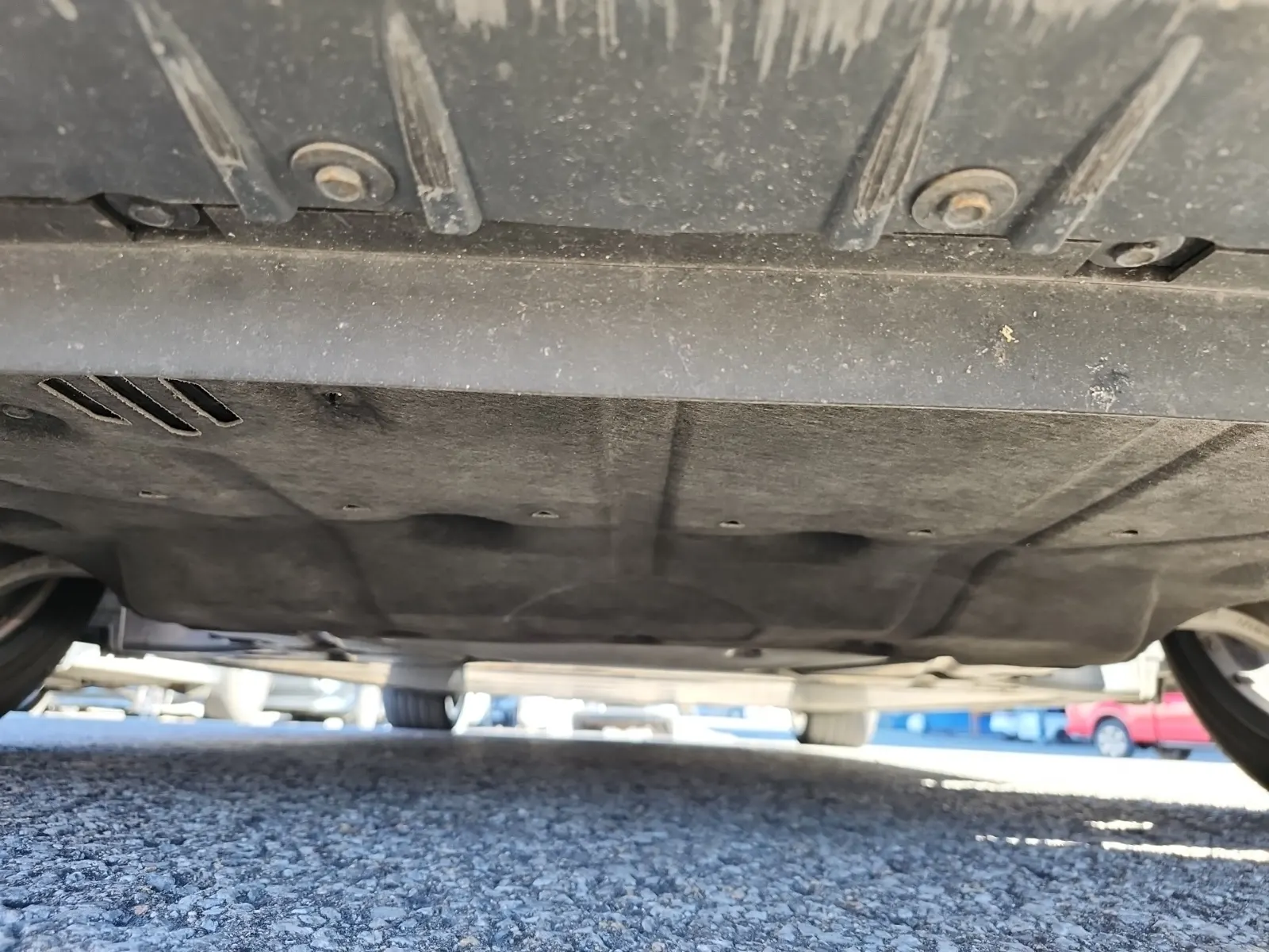 Undercarriage - Front Photo