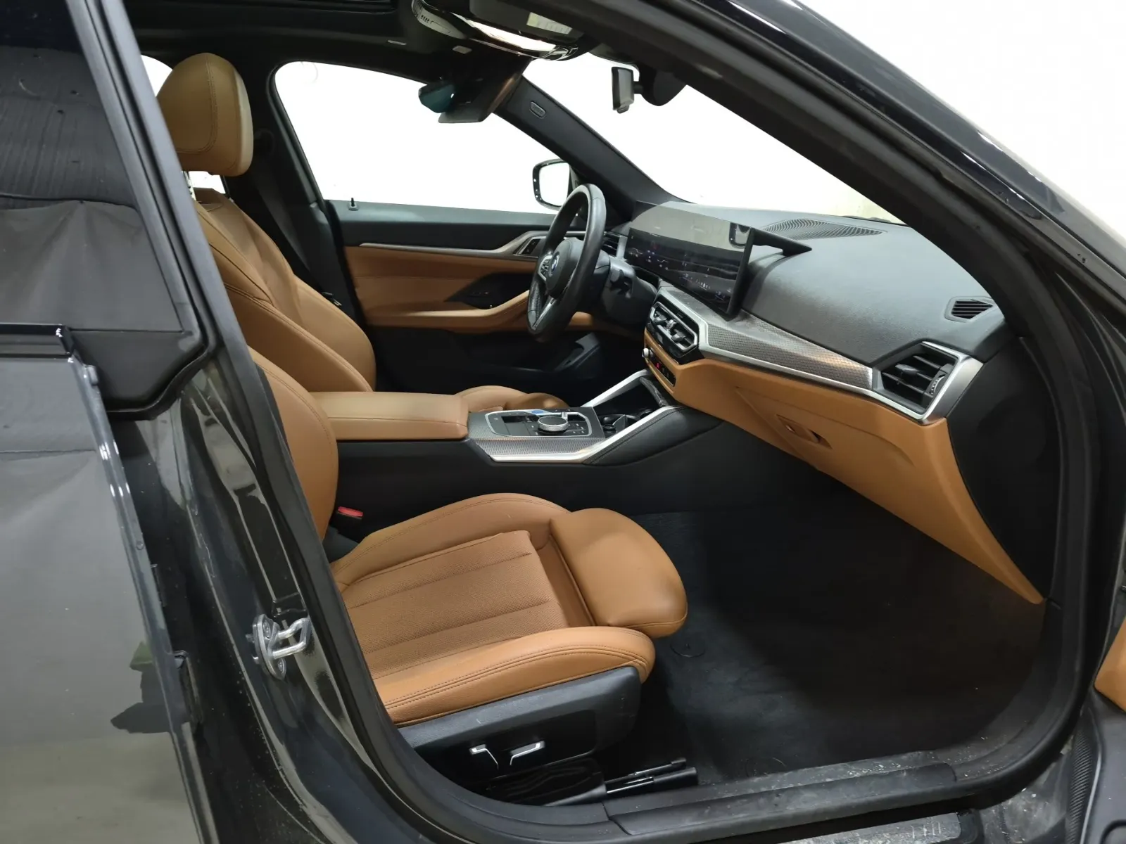 Right Side Interior Photo