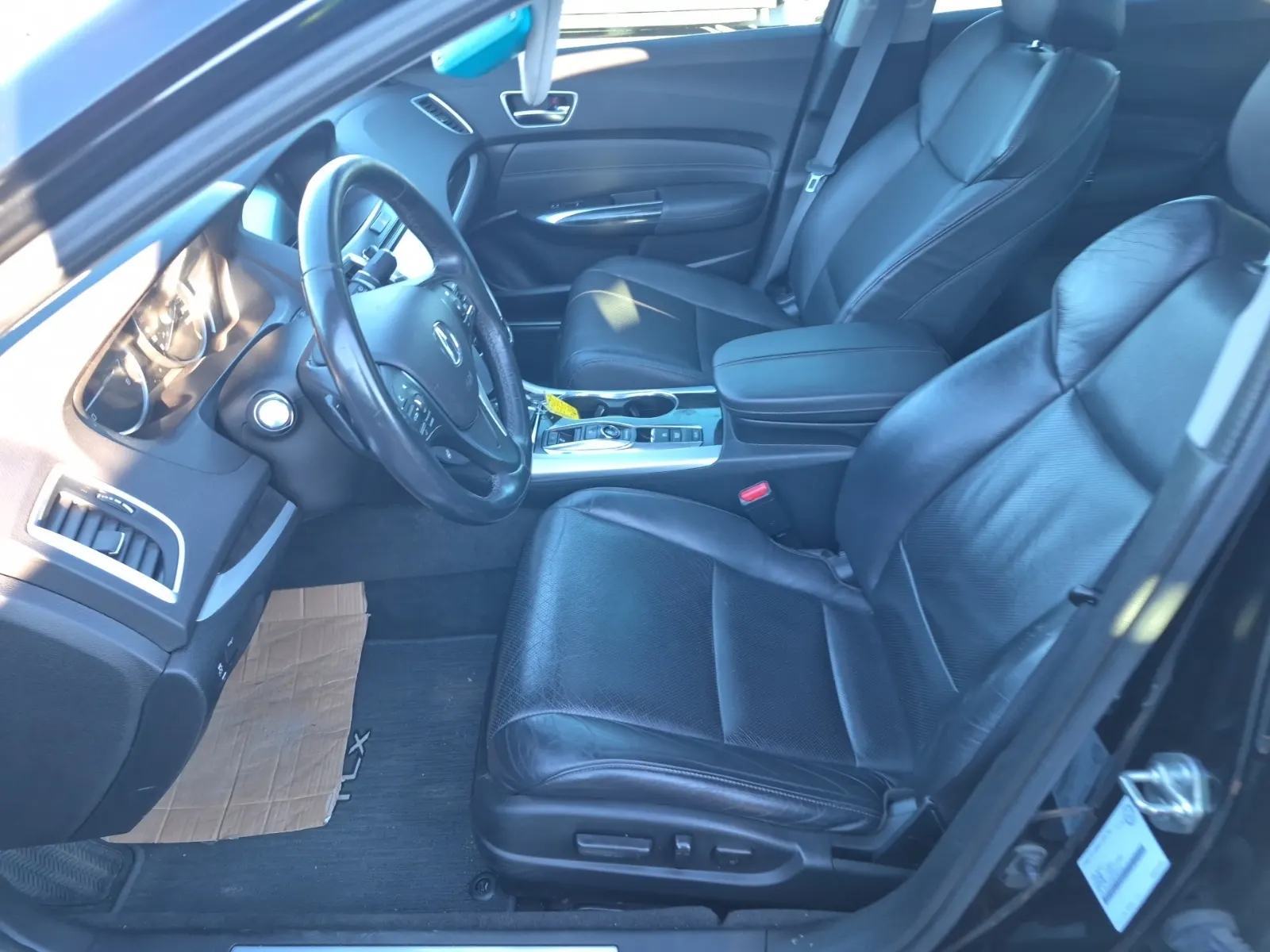 Front Interior Photo