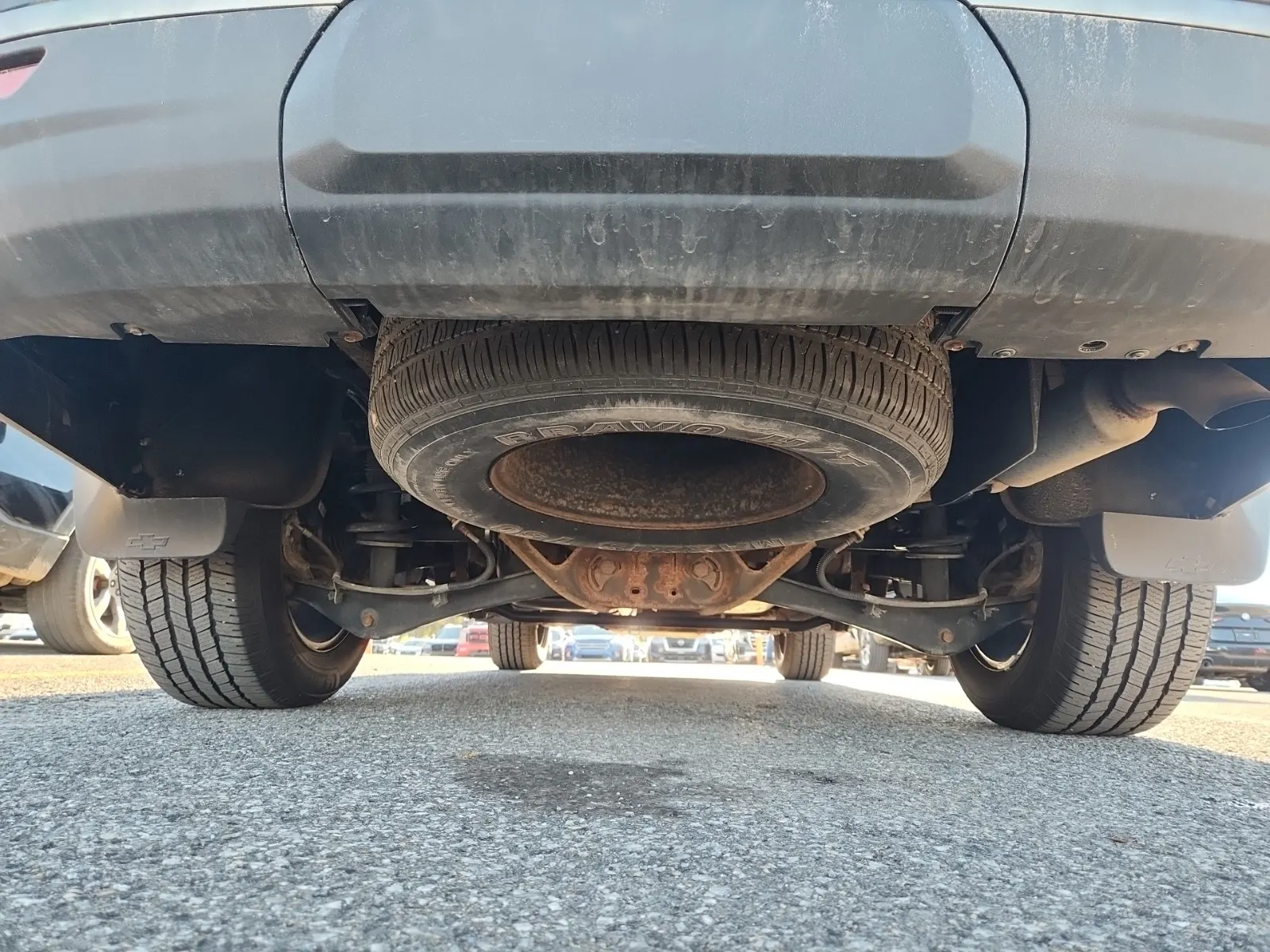 Undercarriage - Rear Photo