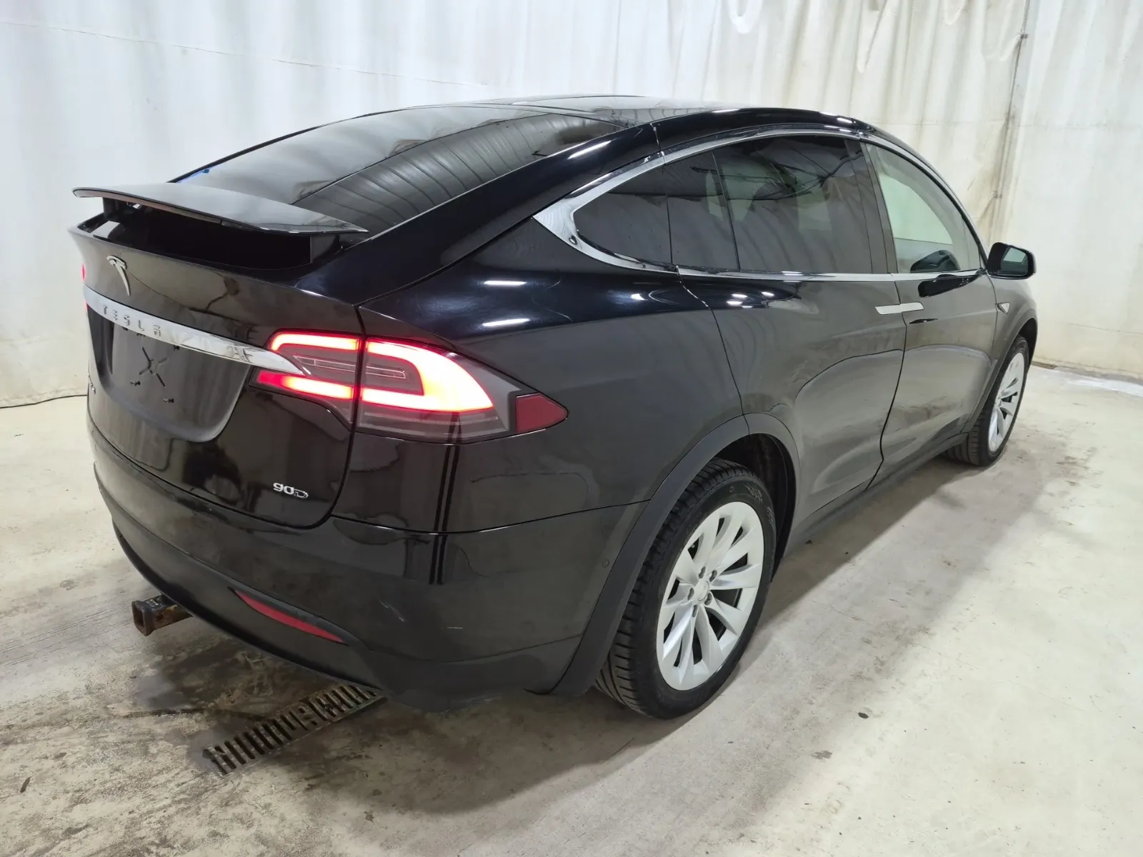 Passenger Rear 3/4 Photo
