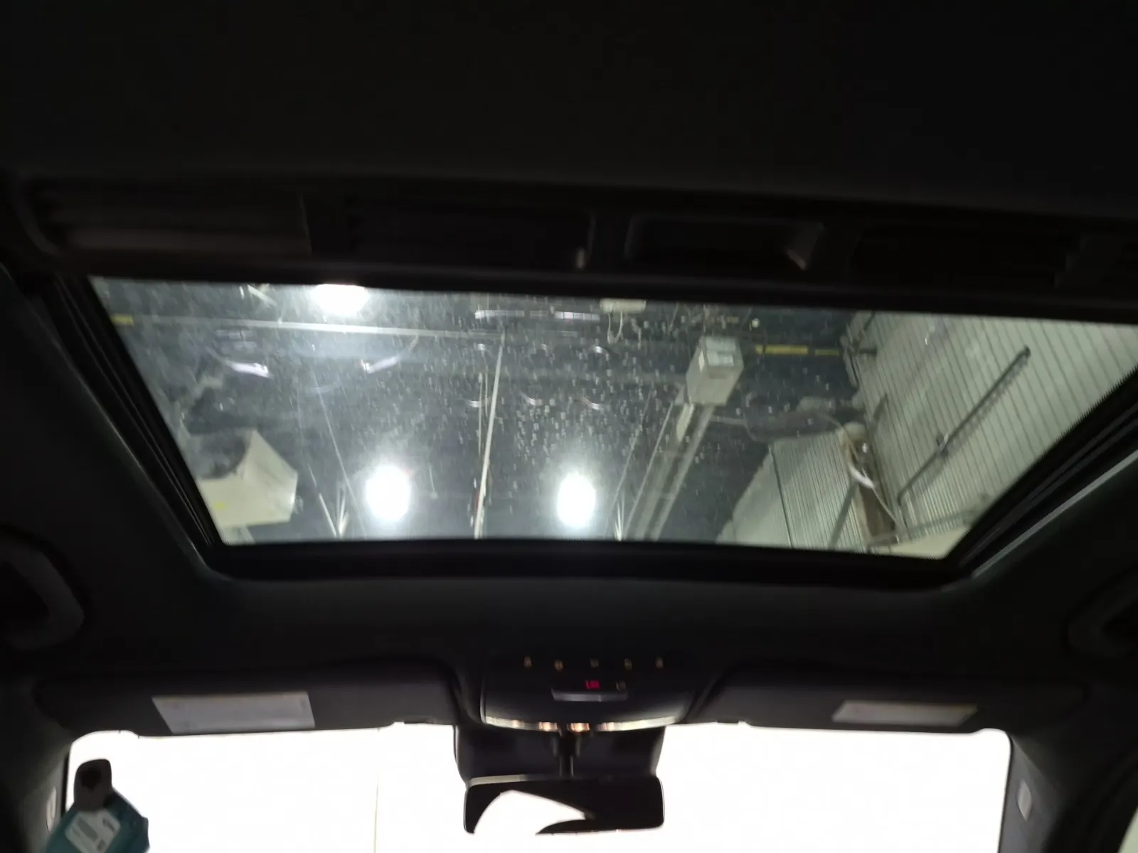 Interior Roof Photo