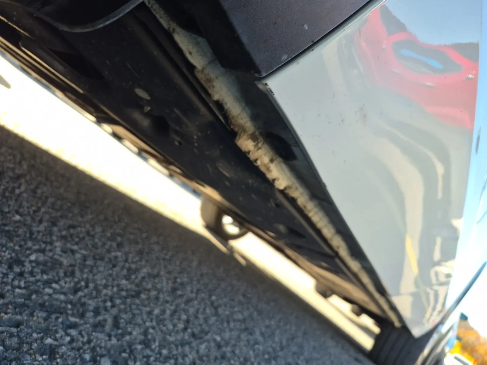 Undercarriage - Passenger Photo